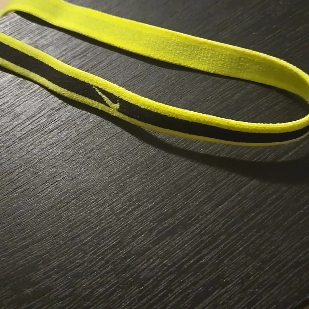 Nike Yellow headband hair accessory youth adult white hair band accessories Slim